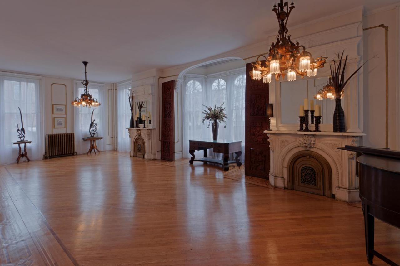 Akwaaba Mansion Bed & Breakfast New York Eksteriør bilde